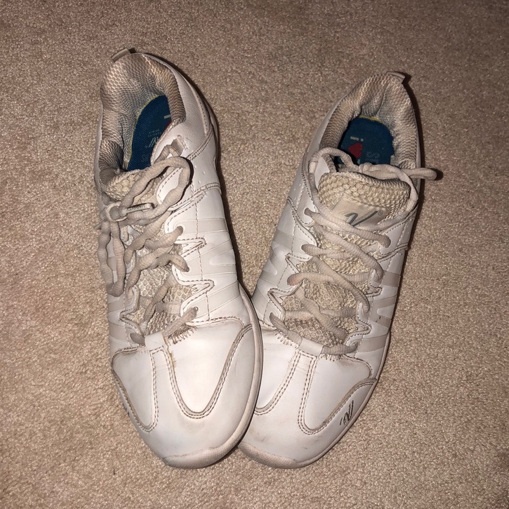 varsity cheer shoes